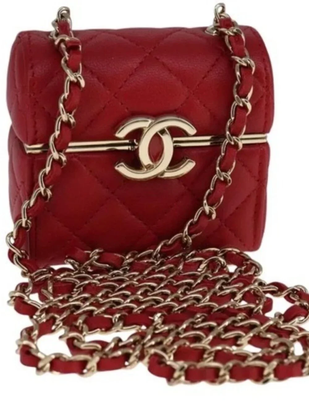 CHANEL Small Box Matelasse Chain Pouch Lamb Skin Red CC Auth 108916AV